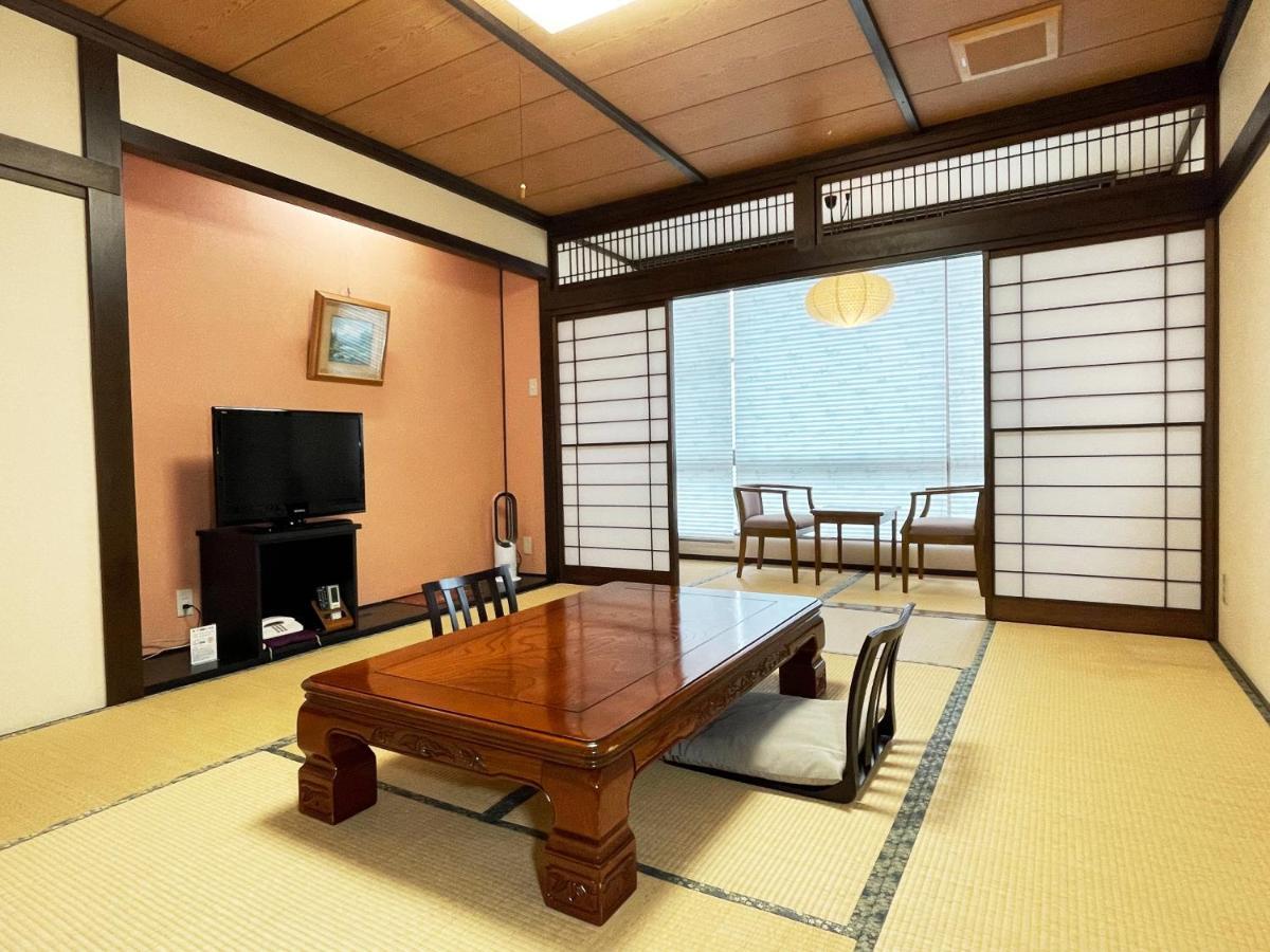 Hotel Yamabuki Komagane Bagian luar foto