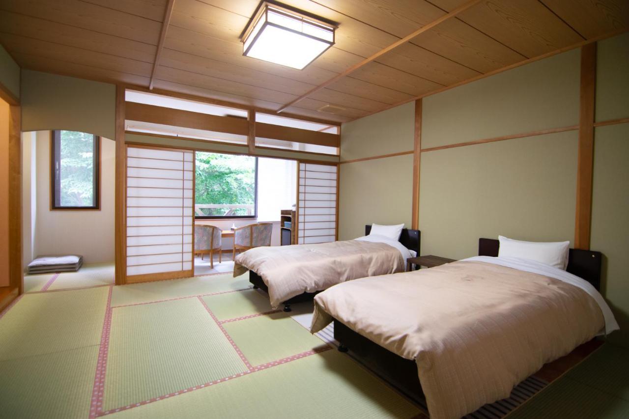 Hotel Yamabuki Komagane Bagian luar foto